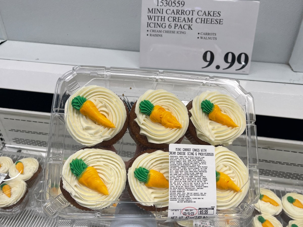 Mini Carrot Cakes W Cream Cheese Icing 6 Pack Only 9 99 At Costco Mini Carrot Cakes W Cream Cheese Icing 6 Pack Only 9 99 At Costco