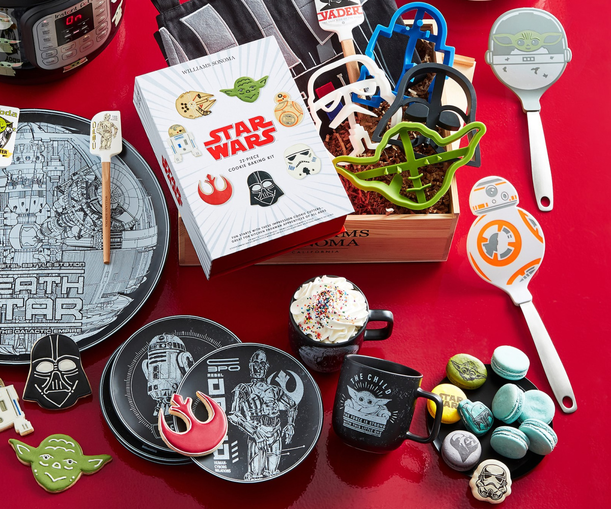 Star Wars kitchen items on red table