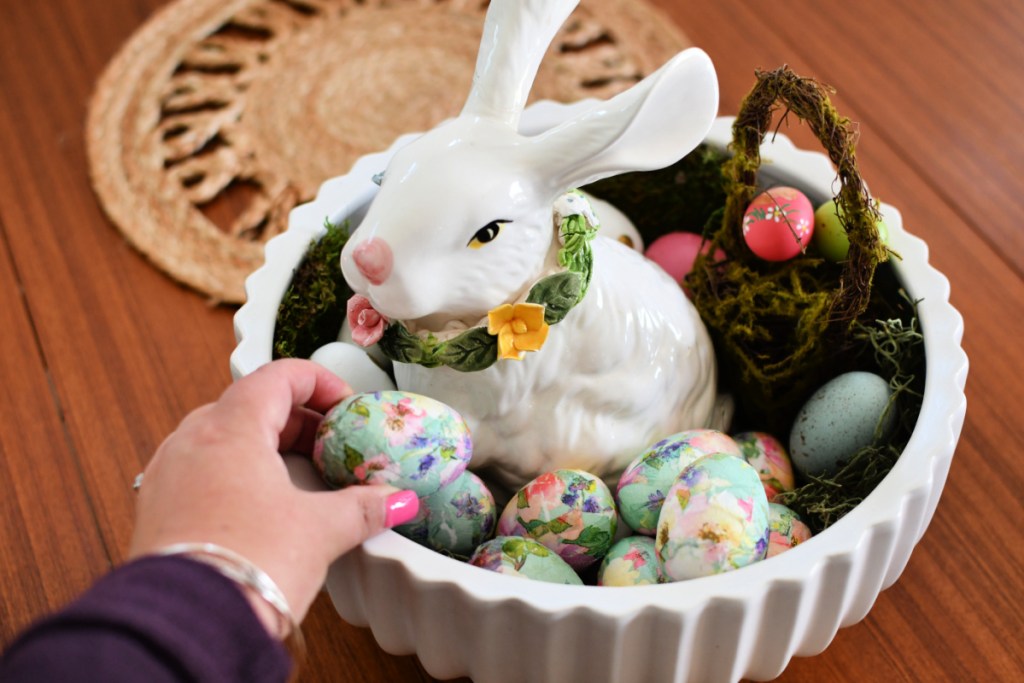 bunny centerpiece using a planter filled with mod podge eggs