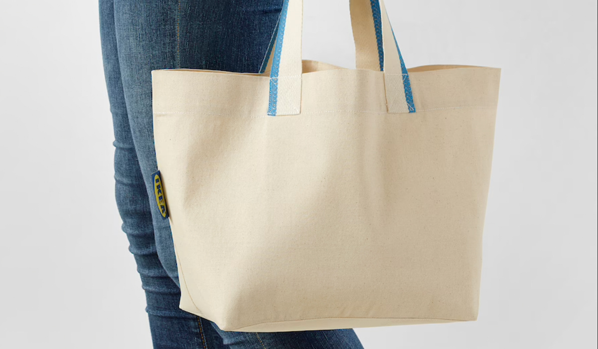 This Reader Transformed IKEA Reusable Bags Into A Personalized Gift   Ikea Plain Bags 