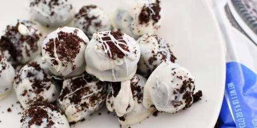 Easy No-Bake Oreo Balls Made With Just 3 Ingredients