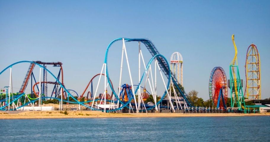 Cedar-Point-Ohio خصم يصل إلى 60% على تذاكر الملاهي والمتنزهات المائية (Cedar Point، وCarowinds، وGreat America، والمزيد!)