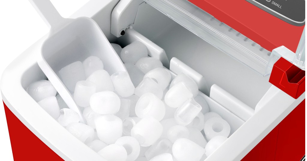 Ice in portable ice maker with scooper