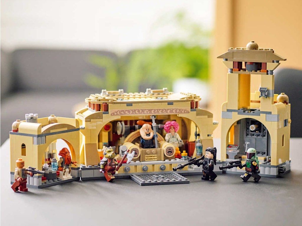 LEGO Star Wars Boba Fett’s Throne Room 2