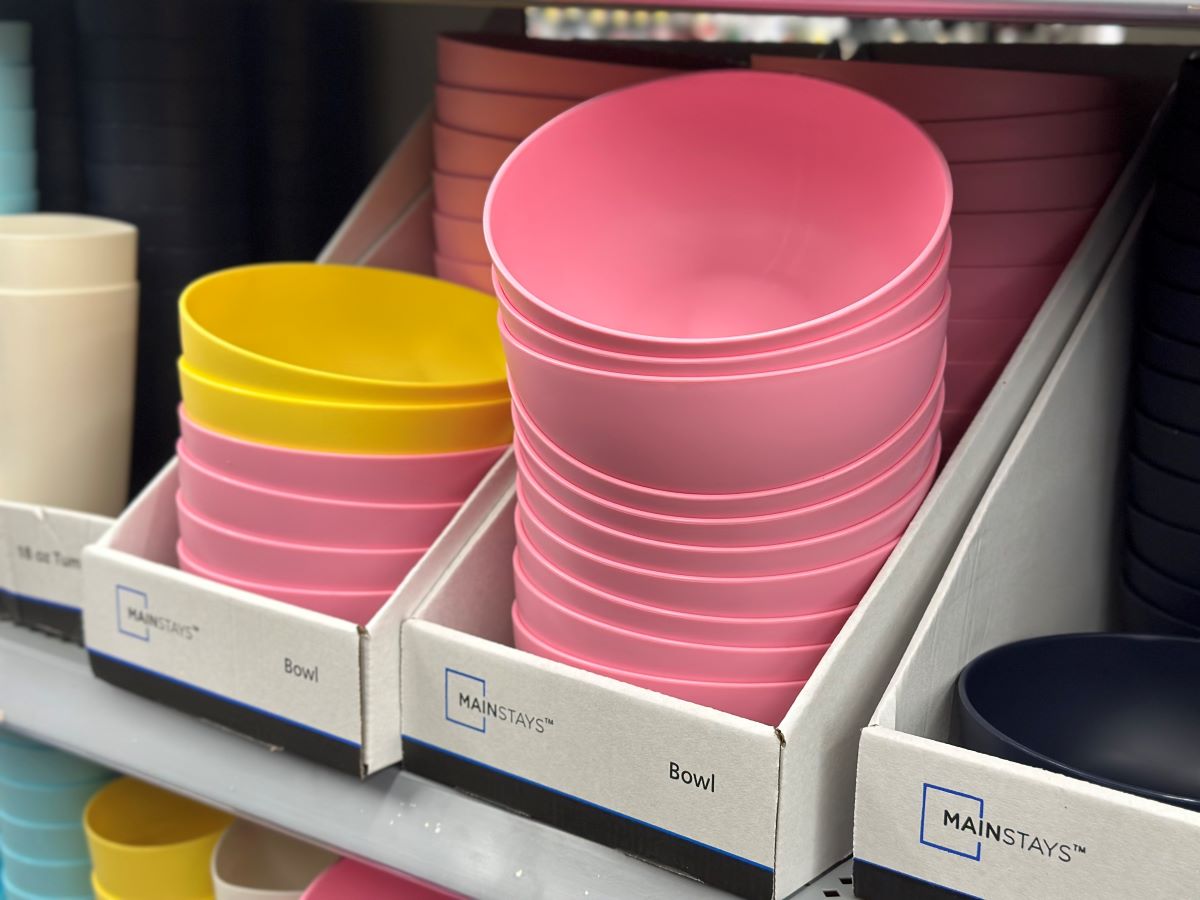 These 50¢ Walmart Plastic Dishes are Available in NEW Spring Colors