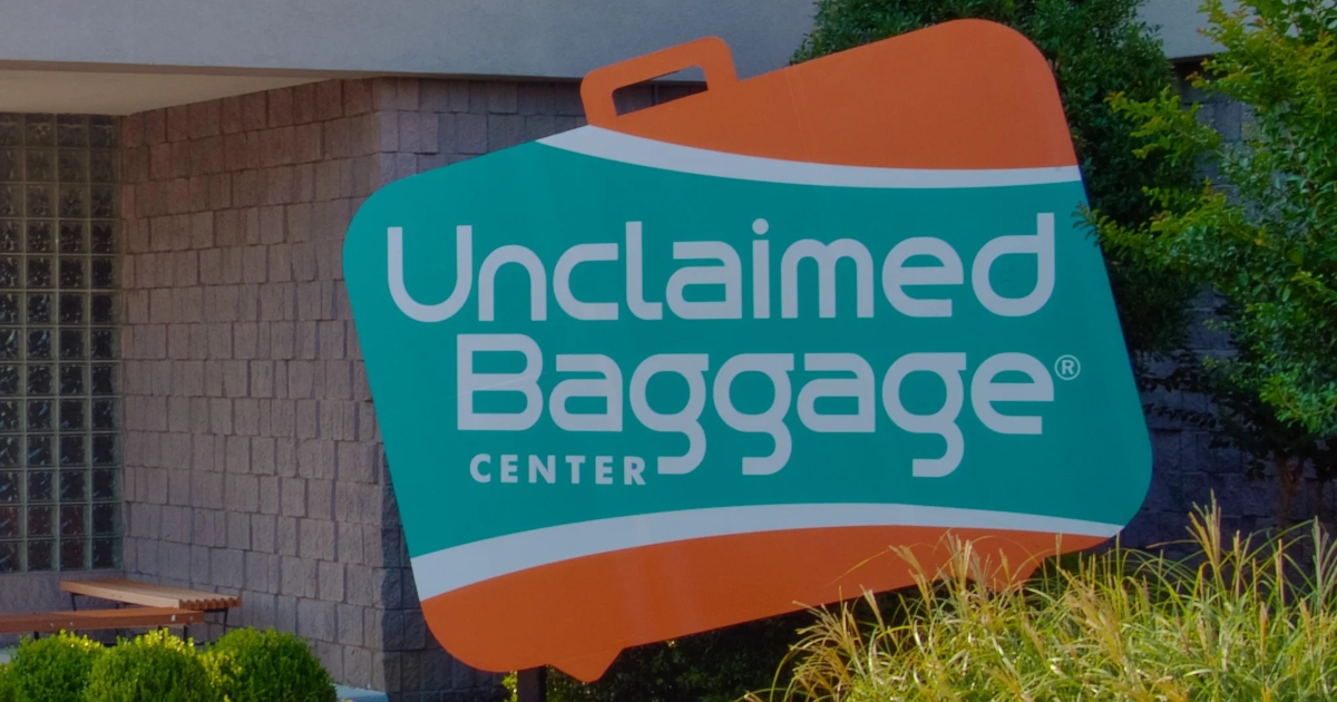 exterior of Unclaimed Baggage Center