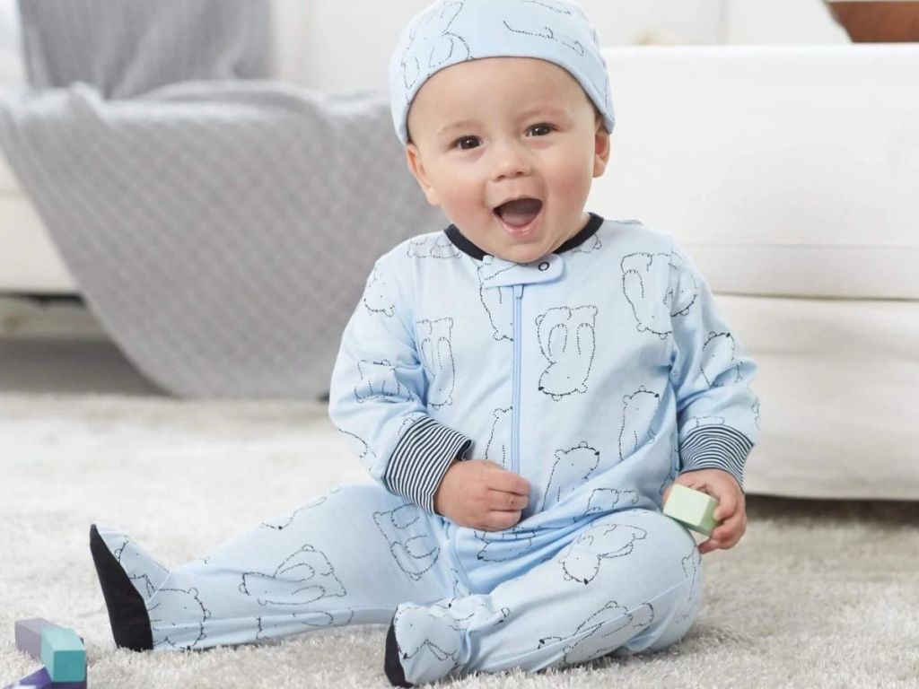 baby boy ewaring bear pajama and hat set