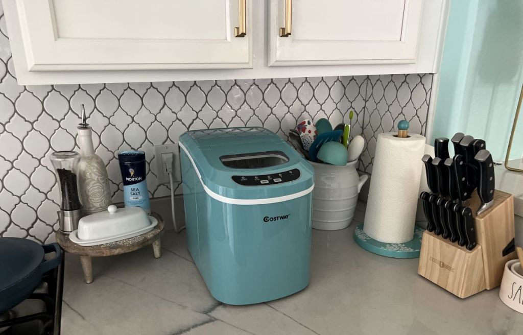 Costway Ice Maker sitting on a kitchen counter