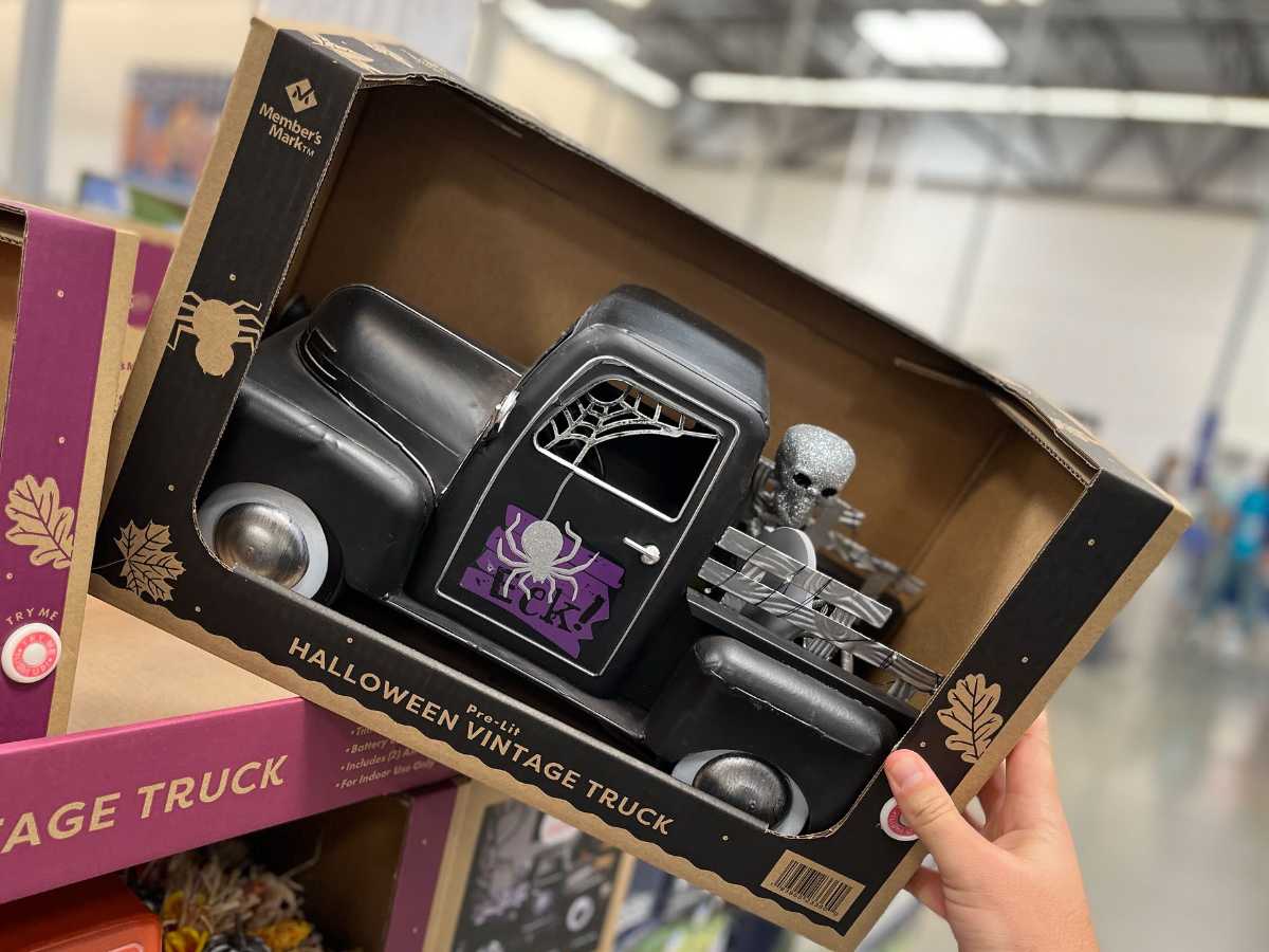 Sam's Club Vintage Holiday Trucks Now Available + New Vintage Convertible