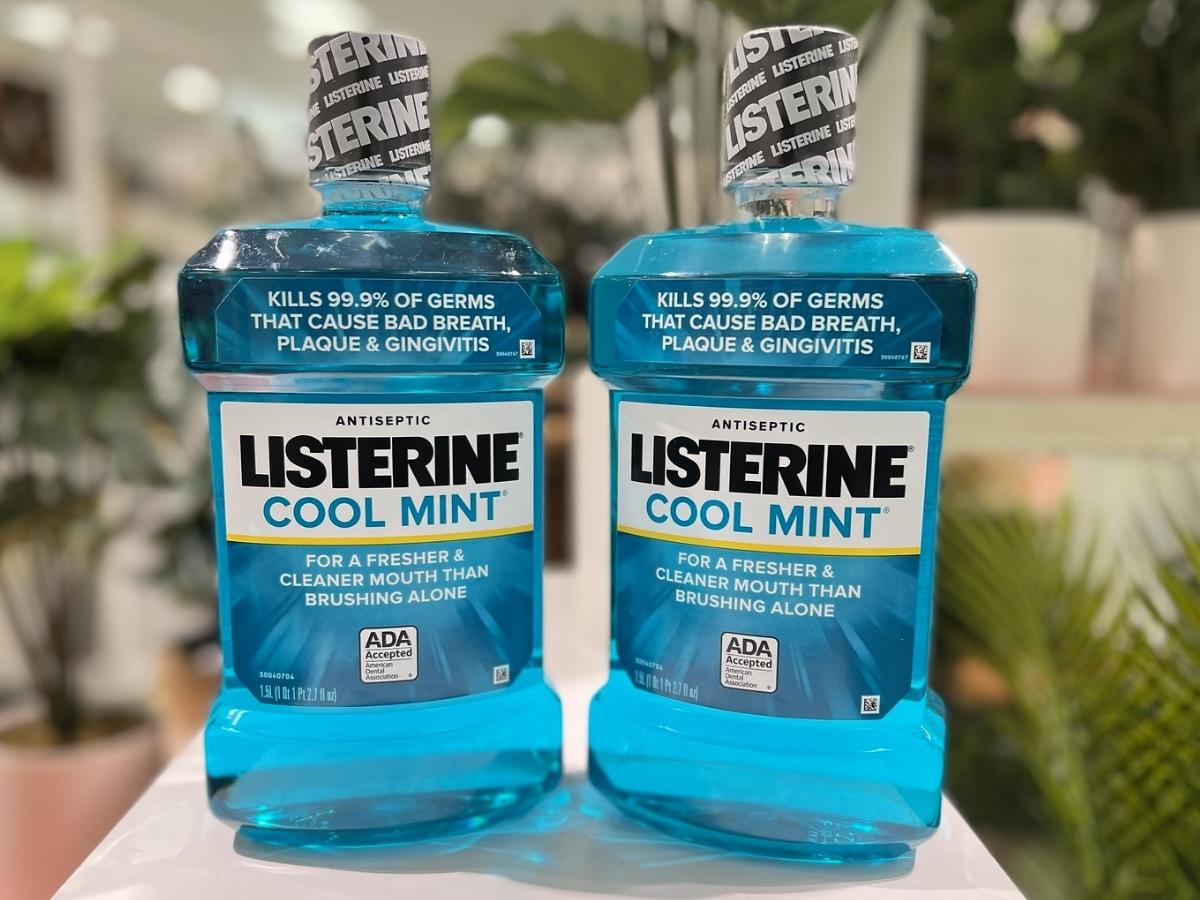 Listerine Antiseptic Mouthwash, Cool Mint 1.5L 2-Pack