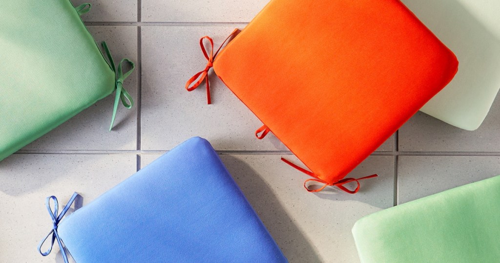 seat cushions in different colors