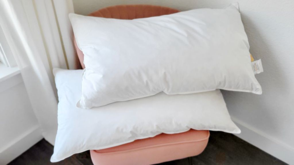 Warmkiss Pillow Set
