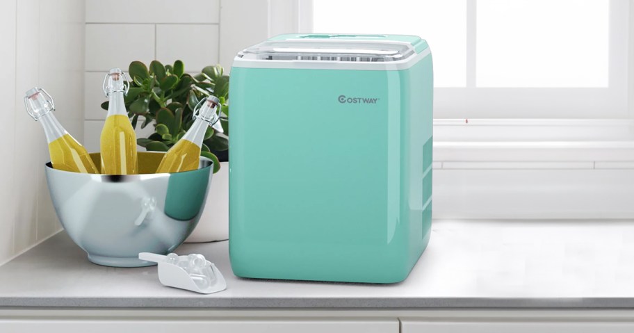 Countertop Ice Maker Only $79.99 Shipped on Amazon | Makes Up to 44 Pounds of Ice Per Day!