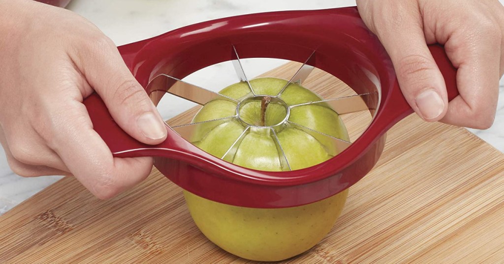 slicing apple