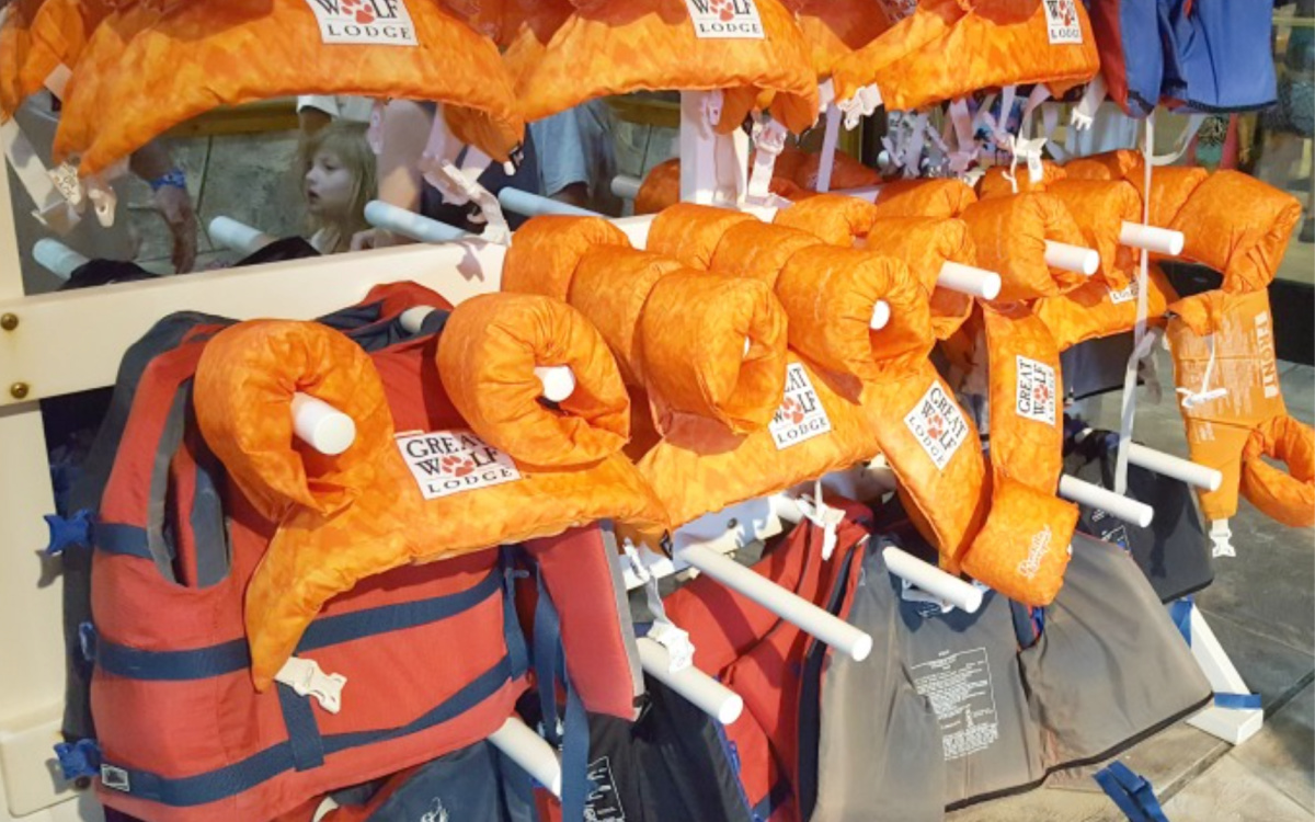 life jackets at the great wolf lodge