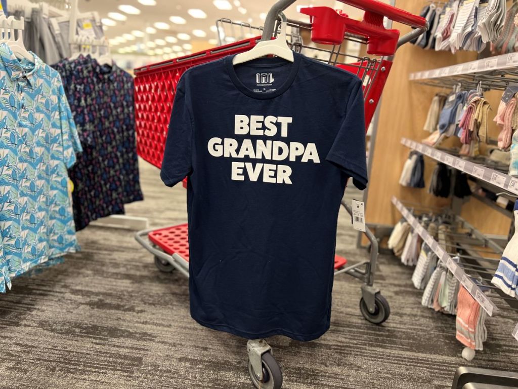 Shirt that says Best Grandpa Ever 
