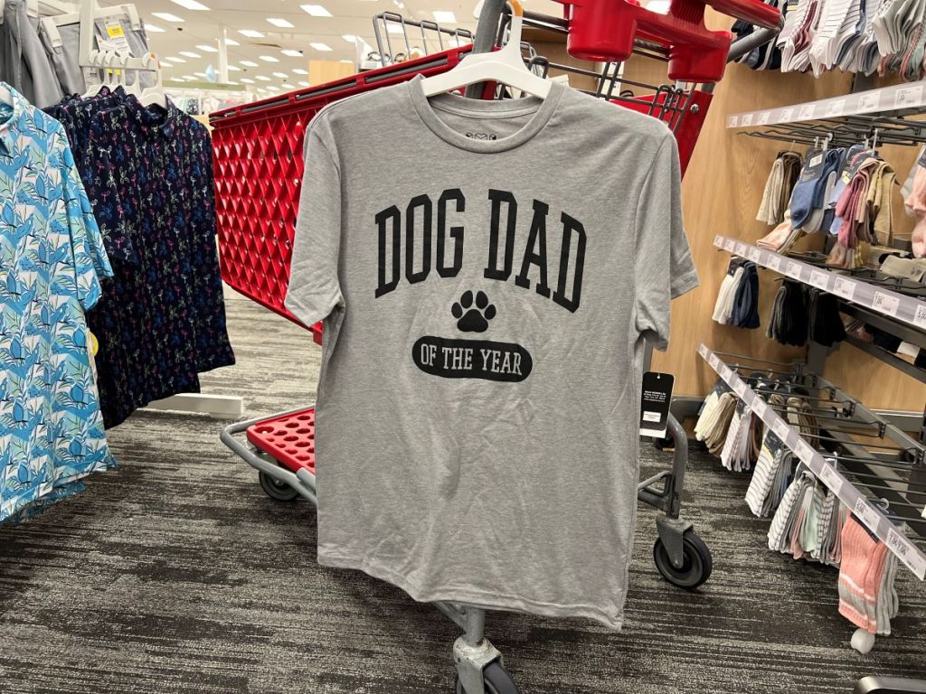 Shirt that says Dog Dad of the Year 