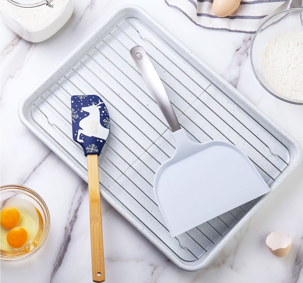 baking pan with giant turner and reindeer spatula