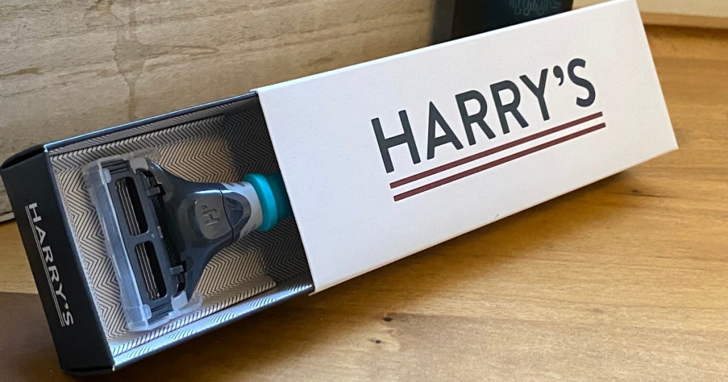 Harry's razor in a box