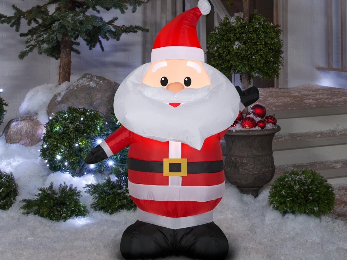 Holiday Time 4-Foot Inflatable Santa