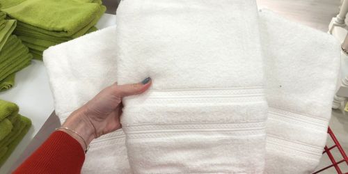 JCPenney Bath Towels from $2.99 (Regularly $10) | Reader Fave