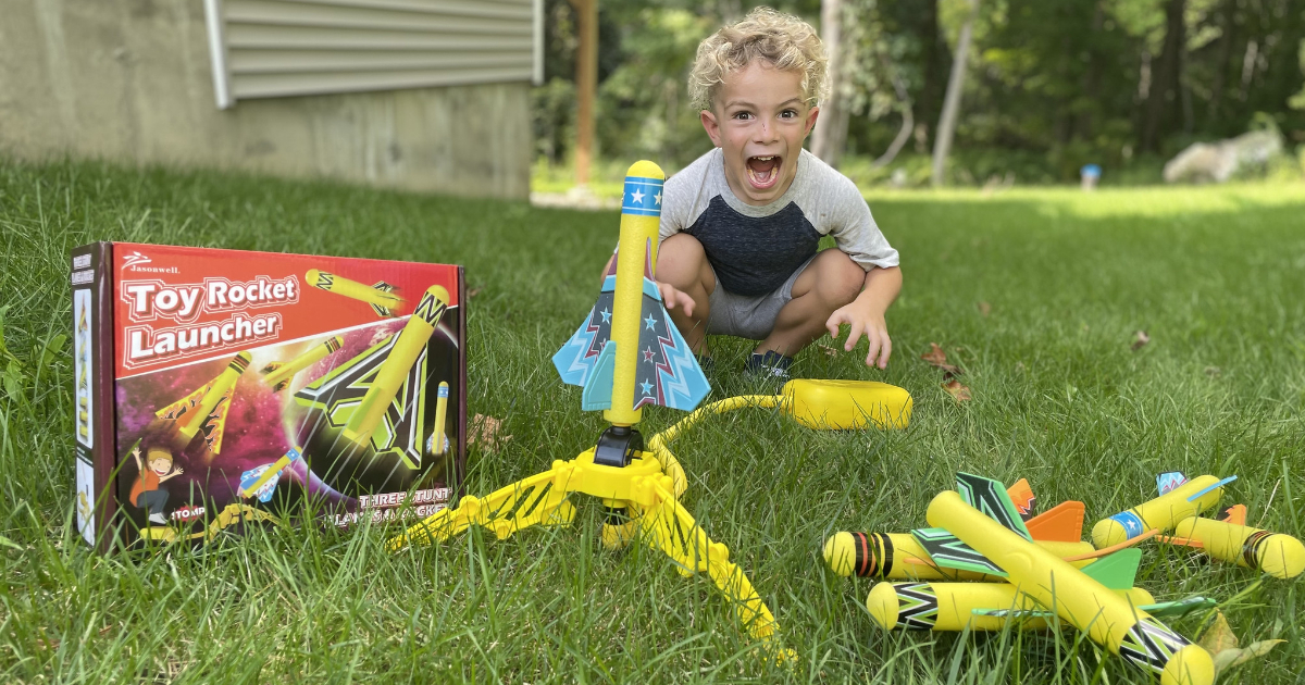Jasonwell Toy Rocket Launcher Set Just $10.87 on Amazon | Launches Up to 100′ & No Batteries Needed!