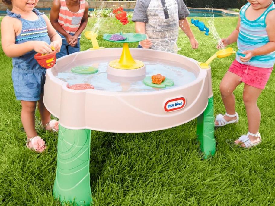 Little Tikes Frog Pond Water Table Only $29.99 on Amazon (Reg. $40)