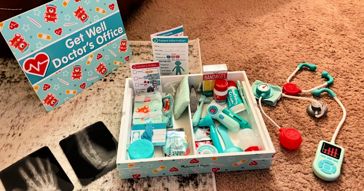 Deluxe Doctor's Office Play Set- Melissa and Doug