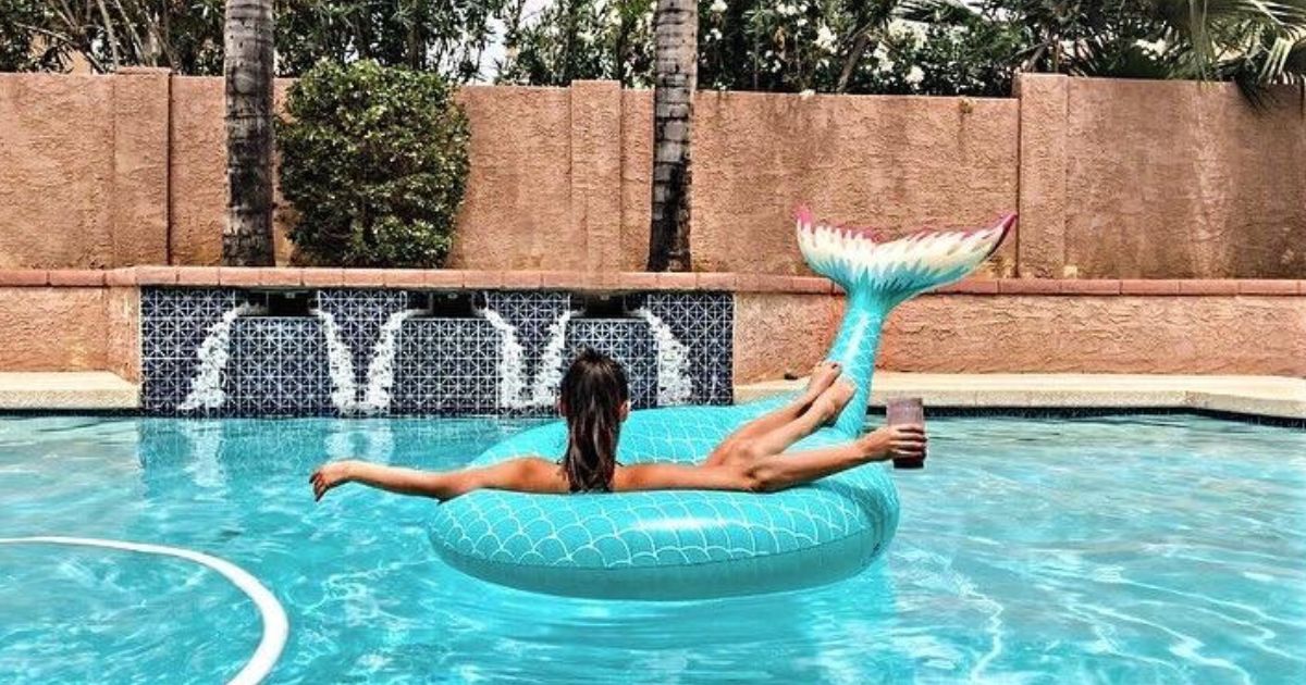 Details about   Jasonwell Giant Inflatable Mermaid Tail Pool Float with Fast Valves Summer Beach 
