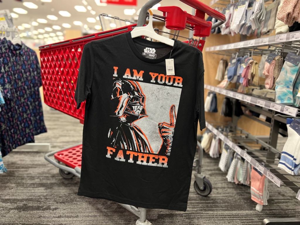 Shirt with Darth Vader on it that says I am your father