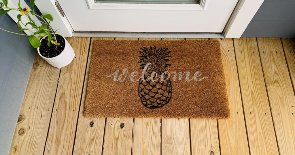 welcome pineapple doormat