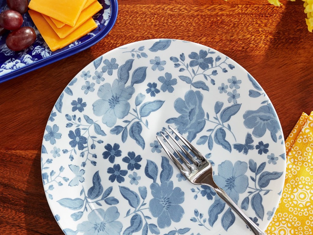 Blue dinner plates corelle set