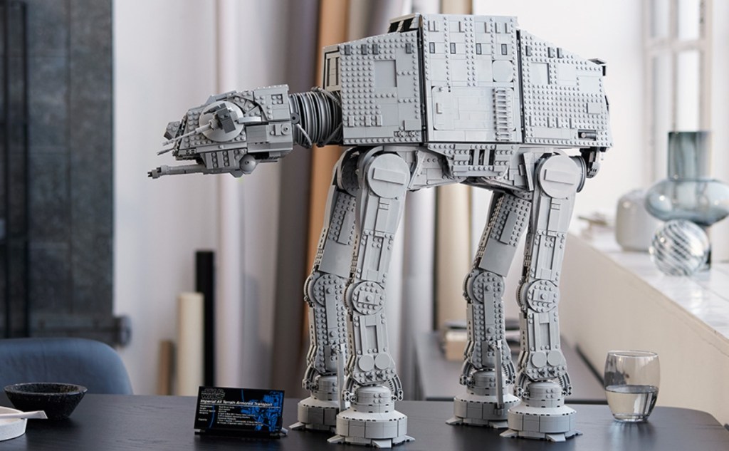 LEGO Star Wars At-At