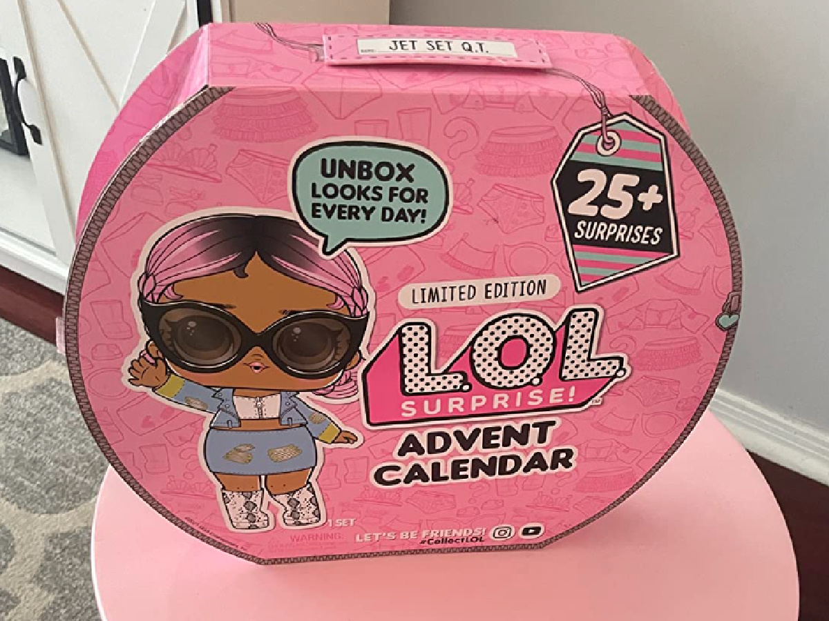 LOL Surprise! Advent Calendar w/ 25+ Surprises, Accessories, Interactive  Packaging, Holiday Advent Calendar, Mix&Match Outfits, Shoes, Accessories