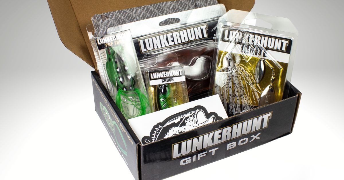 Lunkerhunt 7-Piece Fishing Lure Gift Box Only $10.98 on Walmart