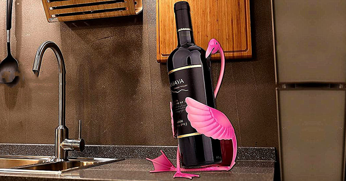 flamingo themed wine bottle holder