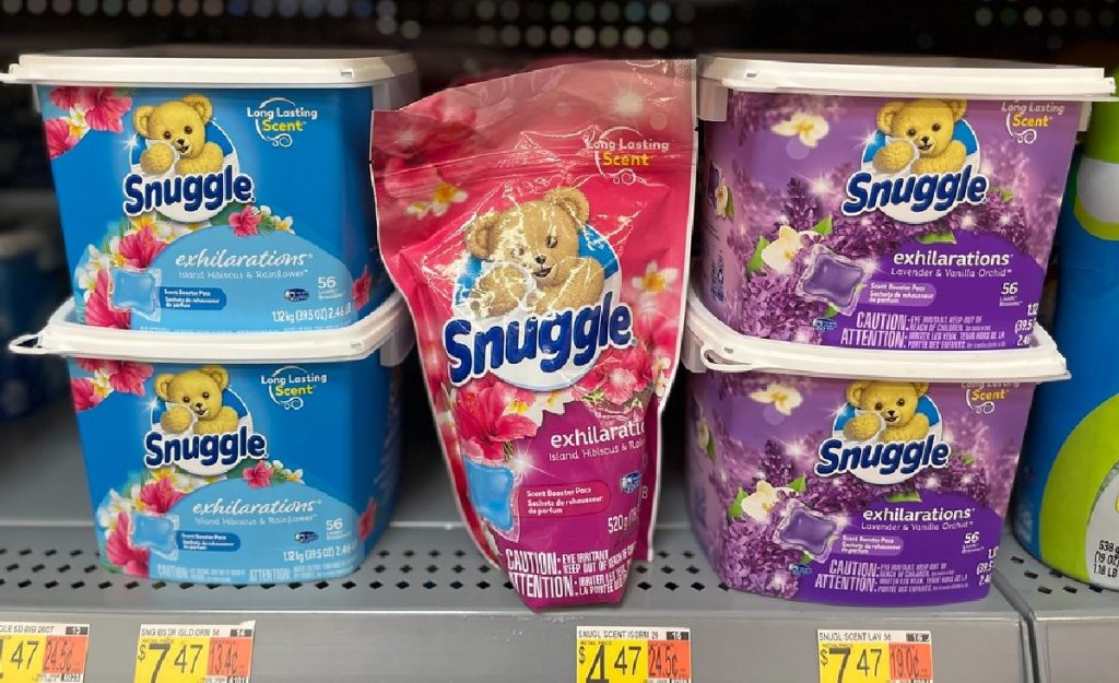 tubs of laundry scent pacs on store shelf