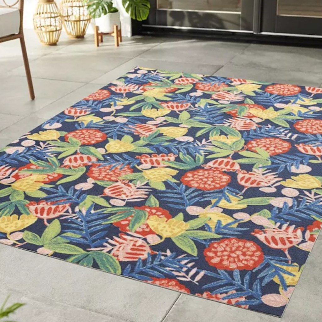 Tropical rug