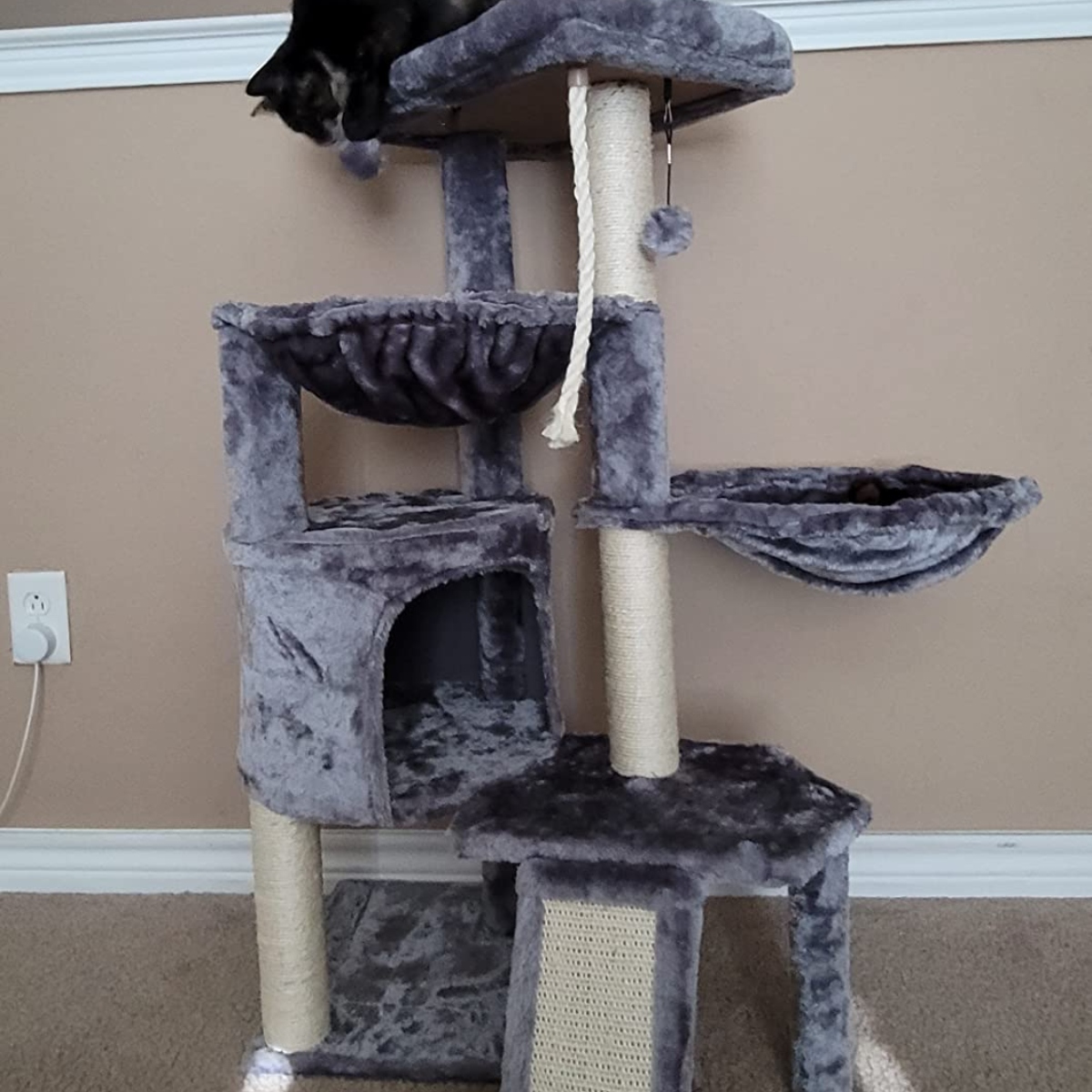 7 Best-Selling Cat Tree & Condo Options on Amazon Right Now