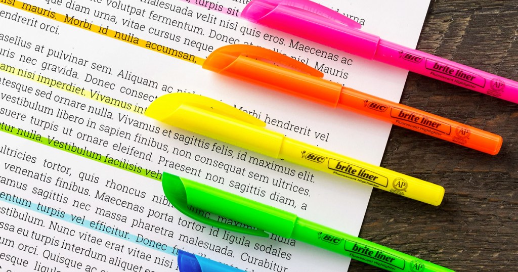 highlighters coloring text on page