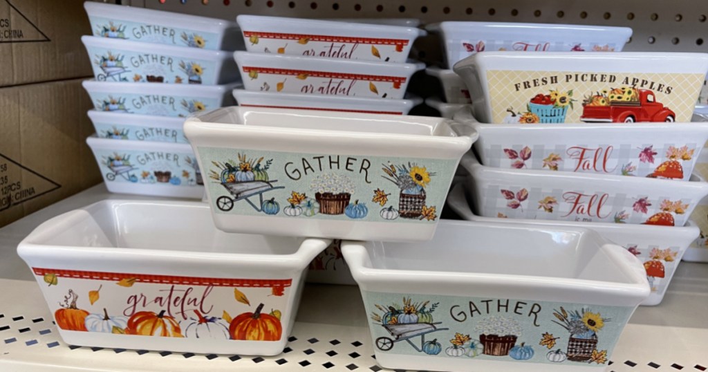 fall-themed loaf pans on store shelf