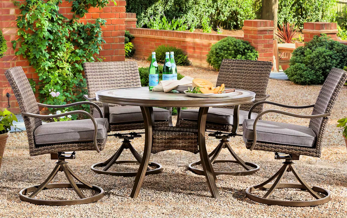 member's mark barcelona 7pc cushion dining set