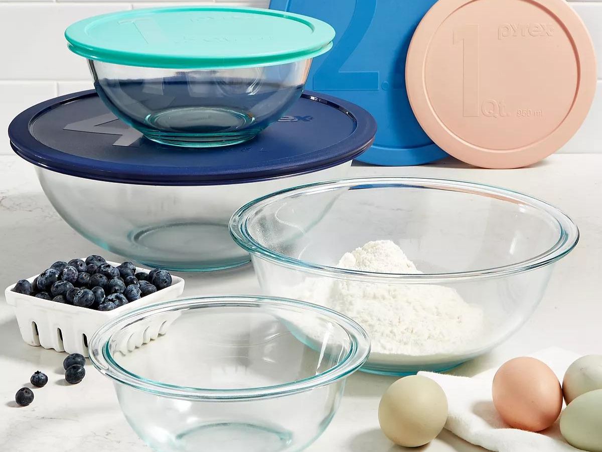 Pyrex Smart Essentials Glass Bowl Set With Lids, 6 pc - Kroger