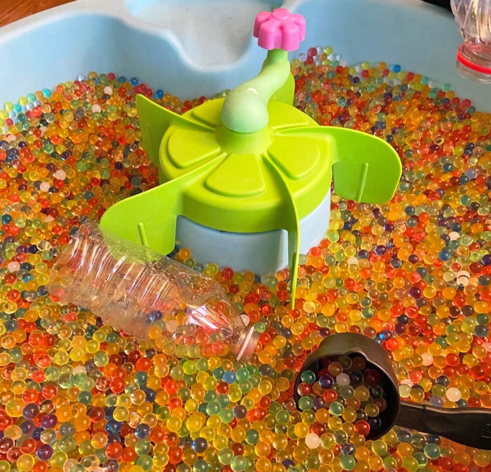 kids water toy filled with water beads
