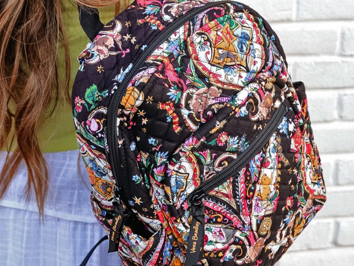 harry potter backpack carried by girl