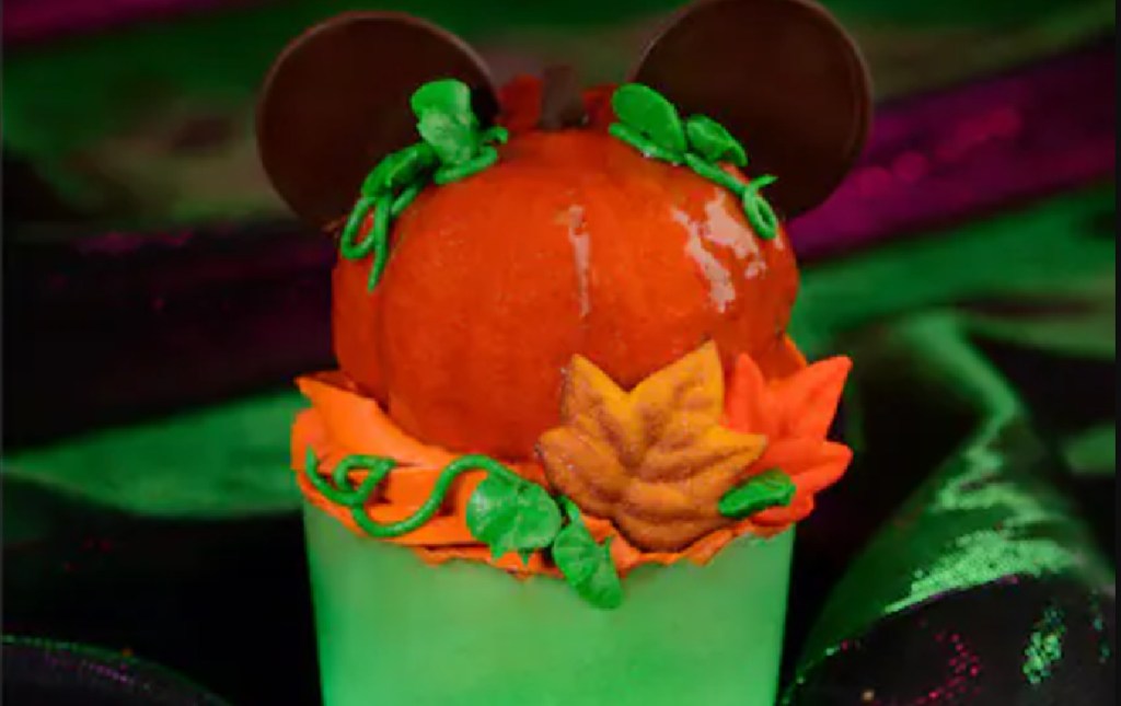 mickey pumpkin cupcake
