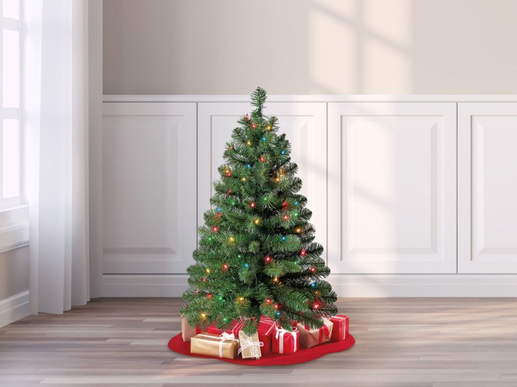 3' Holiday Time Christmas Tree