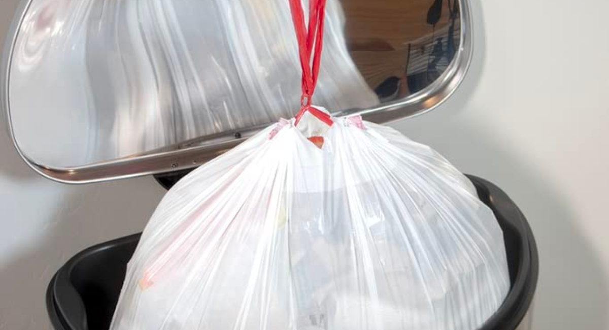 Amazon Basics Tall Kitchen 13-Gallon Drawstring Trash Bags
