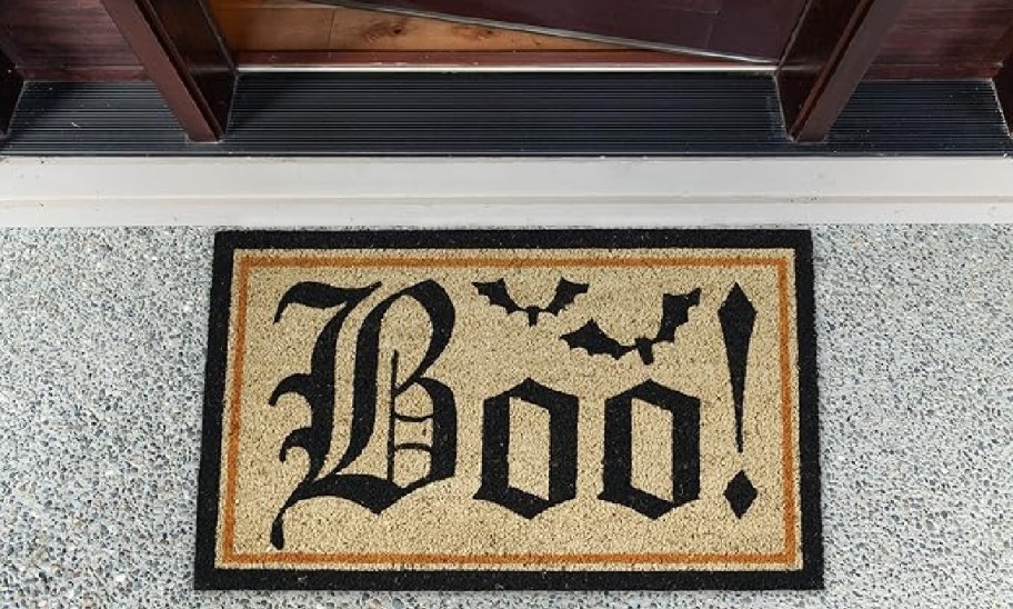 Amazon Halloween DoorMat with Boo and bats