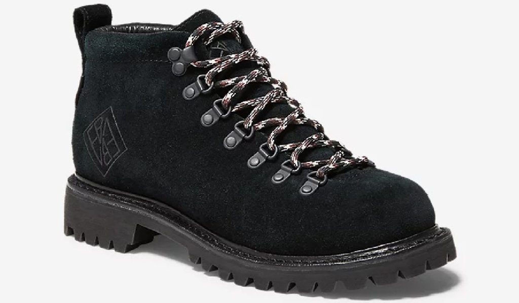 black winter boot